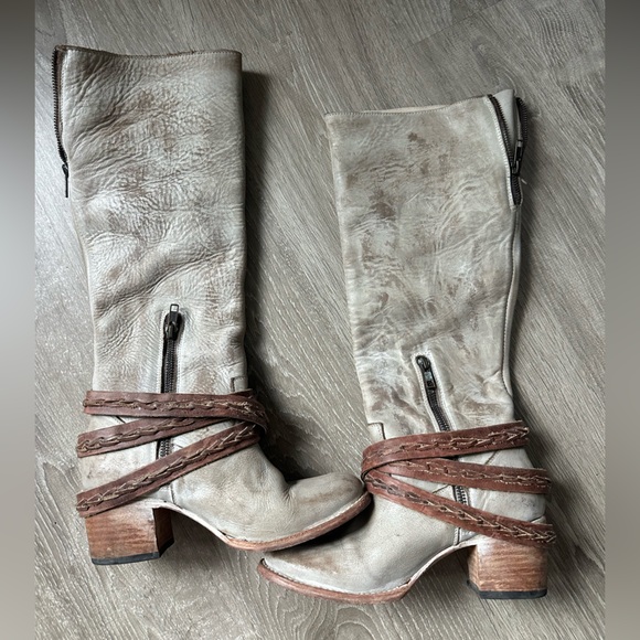 Freebird by Steven | Cannon Tan and Brown Heeled Boots - Picture 3 of 8